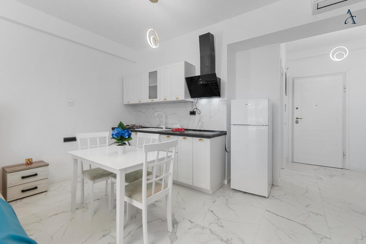 Rentforcomfort Saint George Studio & Sea View Mamaia Extérieur photo