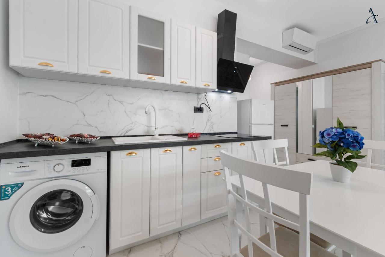 Rentforcomfort Saint George Studio & Sea View Mamaia Extérieur photo